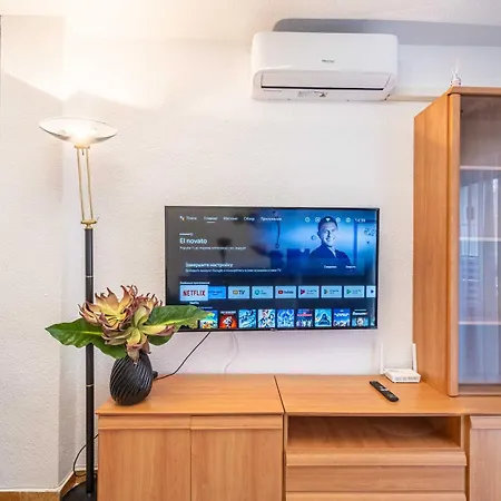 Apartment Calle Helsinki 23, With 2 Bedrooms , 200 Meters From Locos Torrevieja